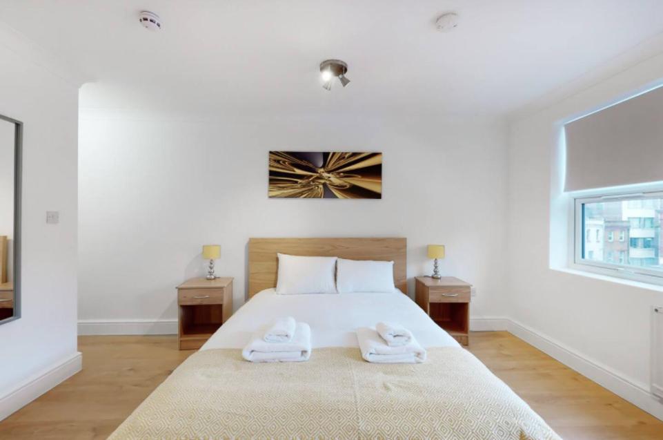 Modern Split Level 1 Bedroom Flat In Aldgate Londra Dış mekan fotoğraf
